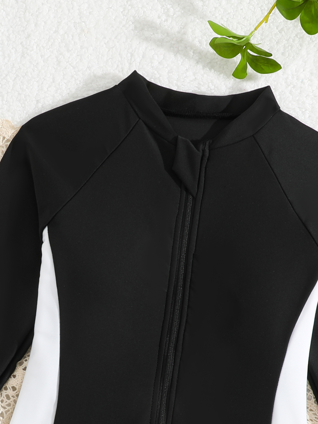 Детский слитный купальник с дл – обзор и цена Rash Guard Long Sleeve